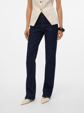 Ladda upp bild till gallerivisning, model_shot-front