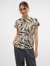 Ladda upp bild till gallerivisning, model_shot-detail