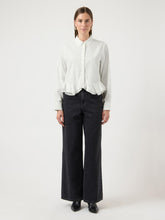 Ladda upp bild till gallerivisning, model_shot-front_full