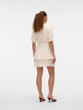 Ladda upp bild till gallerivisning, model_shot-back