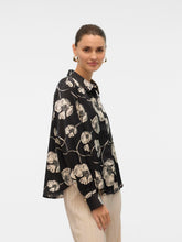 Ladda upp bild till gallerivisning, model_shot-front