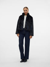 Ladda upp bild till gallerivisning, model_shot-front_full