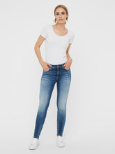 Ladda upp bild till gallerivisning, VMLUX Jeans - Medium Blue Denim