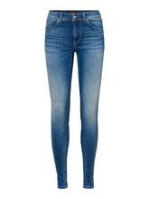 Ladda upp bild till gallerivisning, VMLUX Jeans - Medium Blue Denim