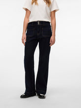 Ladda upp bild till gallerivisning, model_shot-detail
