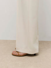 Ladda upp bild till gallerivisning, model_shot-detail
