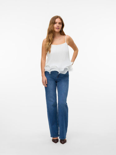 model_shot-front_full
