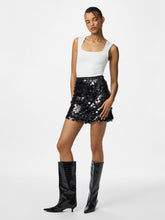 Ladda upp bild till gallerivisning, model_shot-front_full
