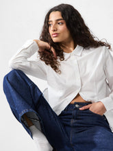 Ladda upp bild till gallerivisning, model_shot-creative
