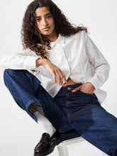 Ladda upp bild till gallerivisning, model_shot-detail
