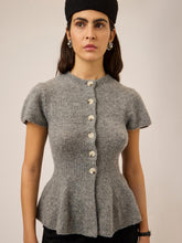 Ladda upp bild till gallerivisning, model_shot-front

