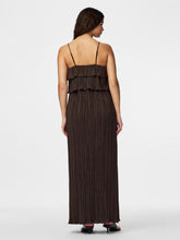 Ladda upp bild till gallerivisning, model_shot-back
